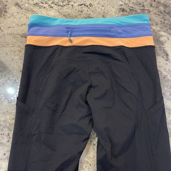 Lululemon Pocket Waistband Leggings 2 - Picture 3 of 7